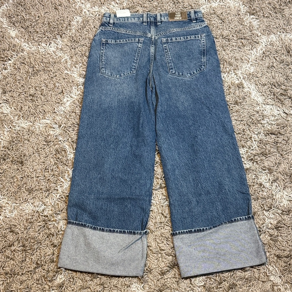 NWOT We The Free Final Countdown Low Rise Cuffed Boyfriend Jeans size 25 - Picture 5 of 15